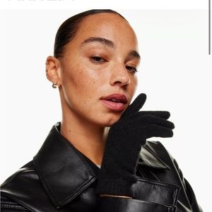 Babaton cashmere gloves